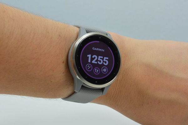 Tuổi thọ pin đồng hồ Garmin Vivoactive 4S cao Tuổi thọ pin đồng hồ Garmin Vivoactive 4S cao